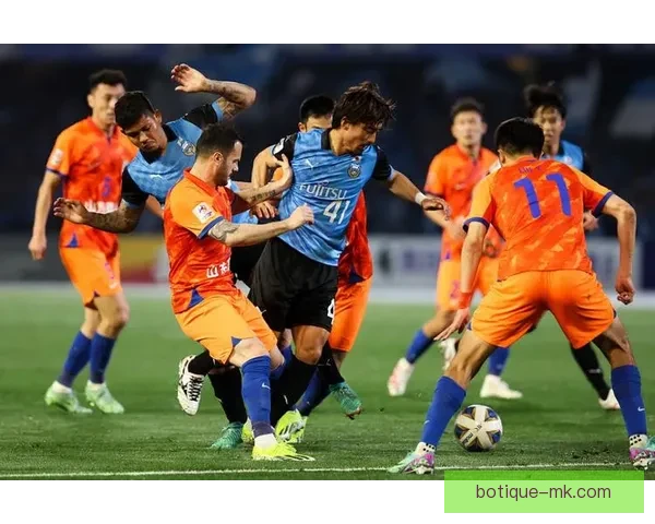 克雷桑个人能力决定胜负 山东泰山亚冠主场逆袭演绎传奇